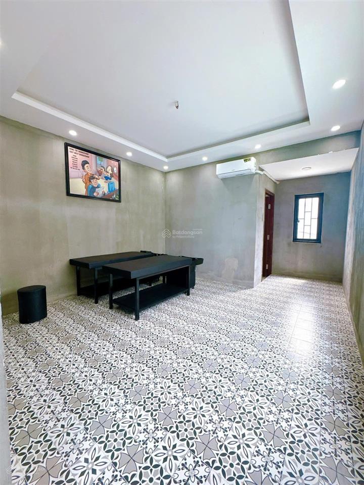 Căn góc 3 mặt tiền đường nguyễn xí kd sầm uất giá 19 tỷ tl  0909 773 ***