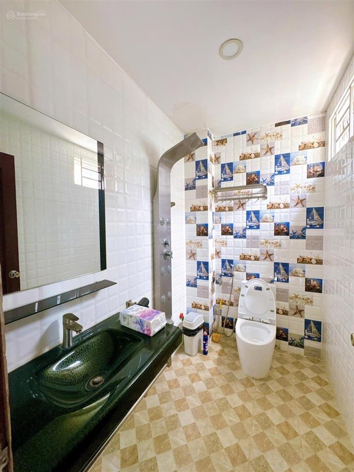 Căn góc 3 mặt tiền đường nguyễn xí kd sầm uất giá 19 tỷ tl  0909 773 ***