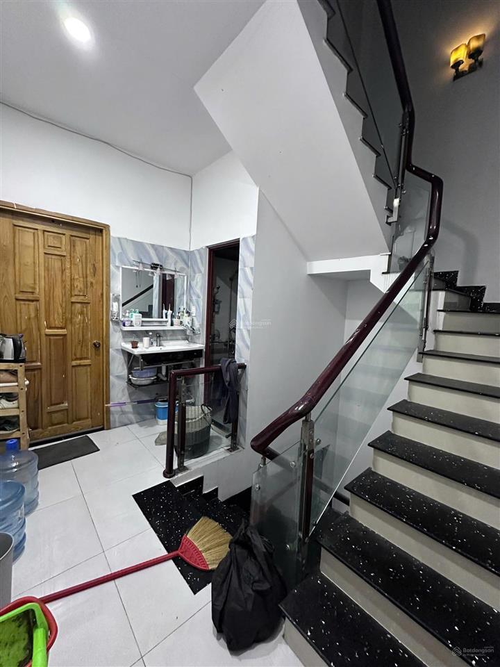 Bán nhà riêng 66m2 tại chợ hiệp bình, thủ đức