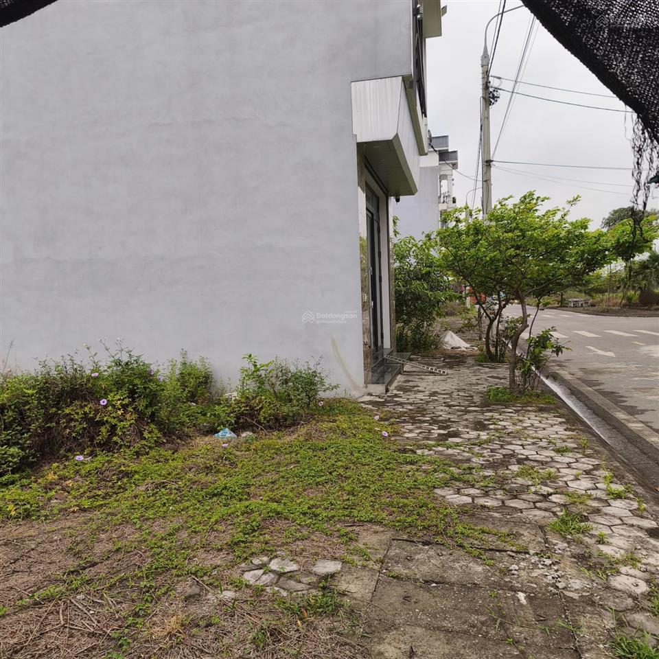 Chính chủ cần bán lô đất 2 mặt tiền diện tích 5x18 có lưu thông đằng sau 2m, đường khu đô thị rộng
