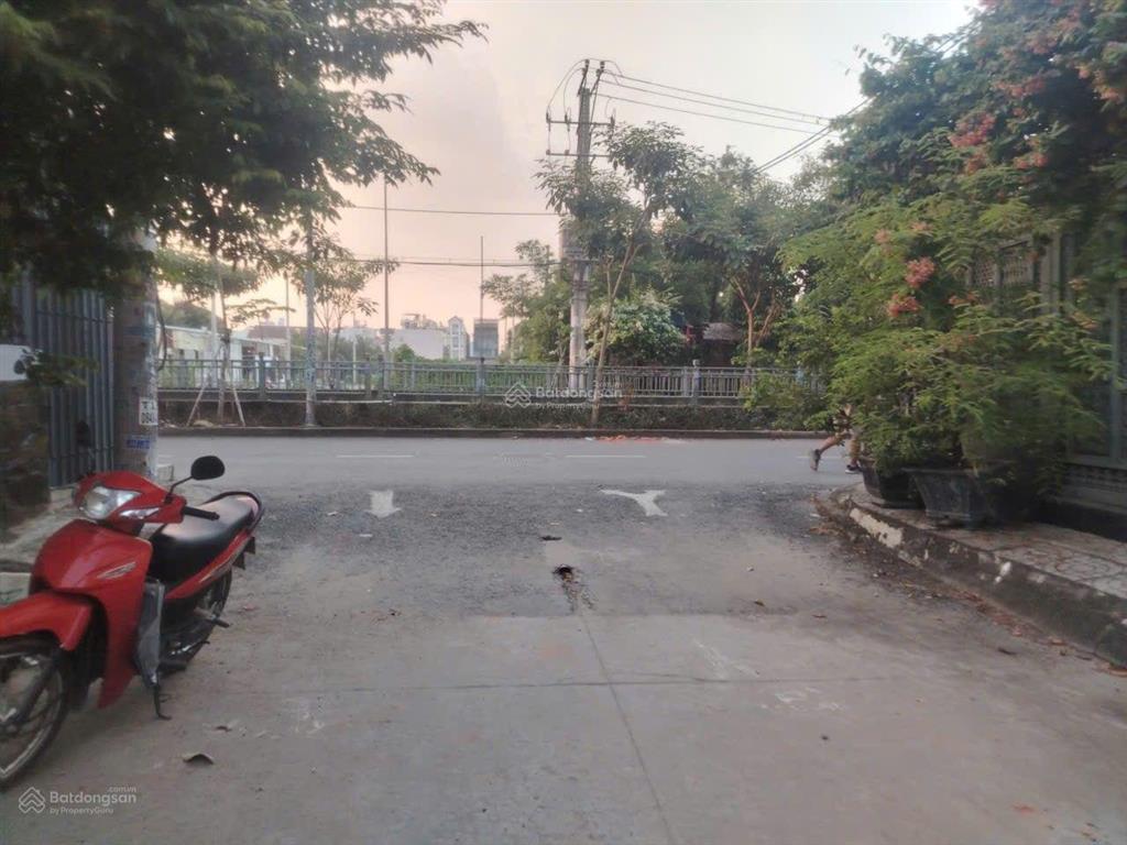 Nhà 4 tầng, thạnh lộc 37, an phú đông, q12, có thể ở ngay.