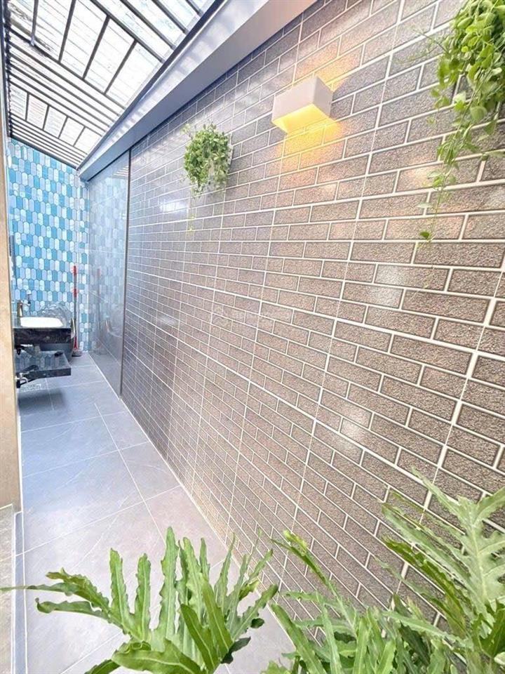 Full nội thất  nhà 5 tầng đường thạnh lộc 15 phường thạnh lộc q12, dt 55m2