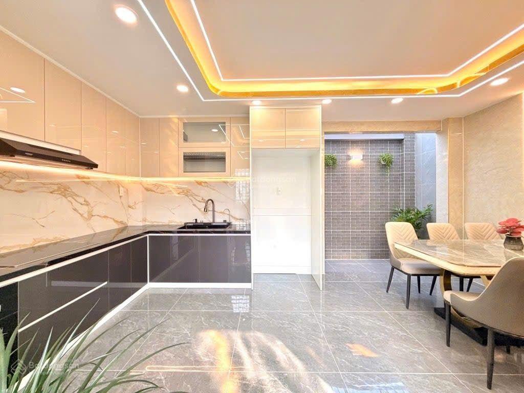 Full nội thất  nhà 5 tầng đường thạnh lộc 15 phường thạnh lộc q12, dt 55m2