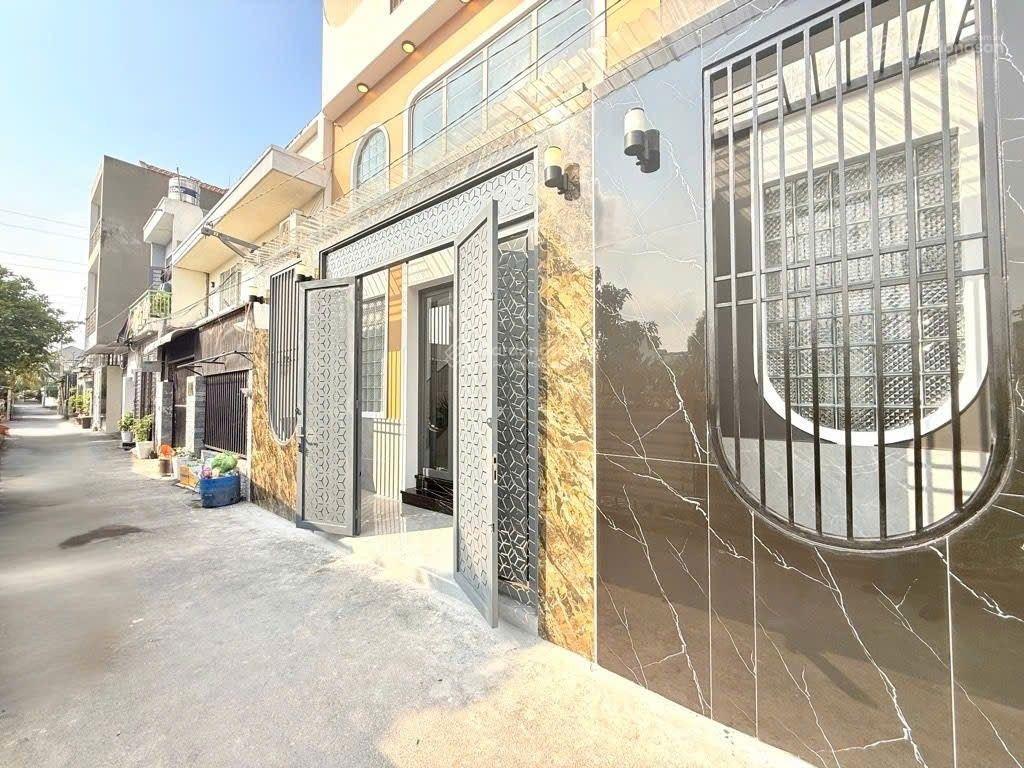 Full nội thất  nhà 5 tầng đường thạnh lộc 15 phường thạnh lộc q12, dt 55m2