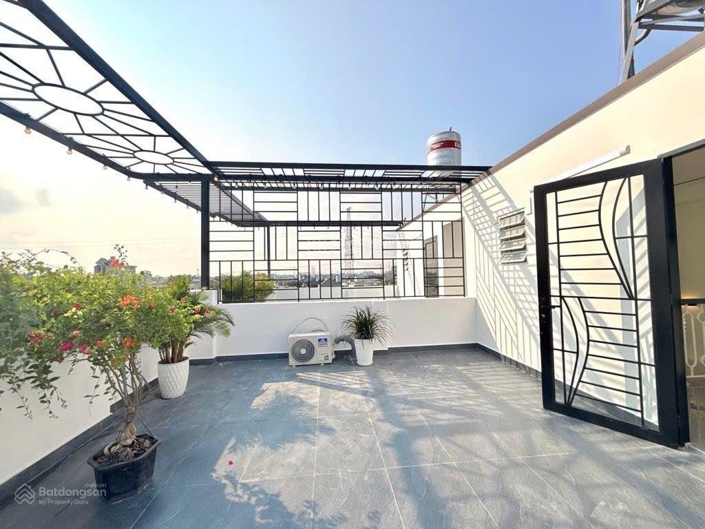 Full nội thất  nhà 5 tầng đường thạnh lộc 15 phường thạnh lộc q12, dt 55m2