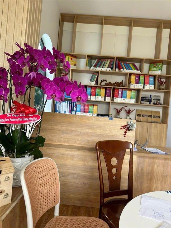 Tòa nhà văn phòng công ty 5 tầng mặt tiền đường thạnh xuân 38 phường thạnh xuân q12, dt 310m