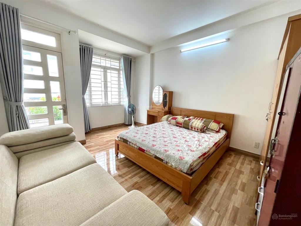 Nhà 4 tầng đường hà huy giáp phường an phú đông q12, dt 52m² hẻm 7m 7tỷ.
