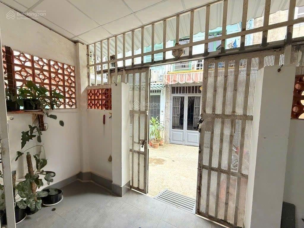 Nhà cấp 4 đường vườn lài phường an phú đông q12, dt 66m(4,5*15) hẻm ôtô 4,75tỷ