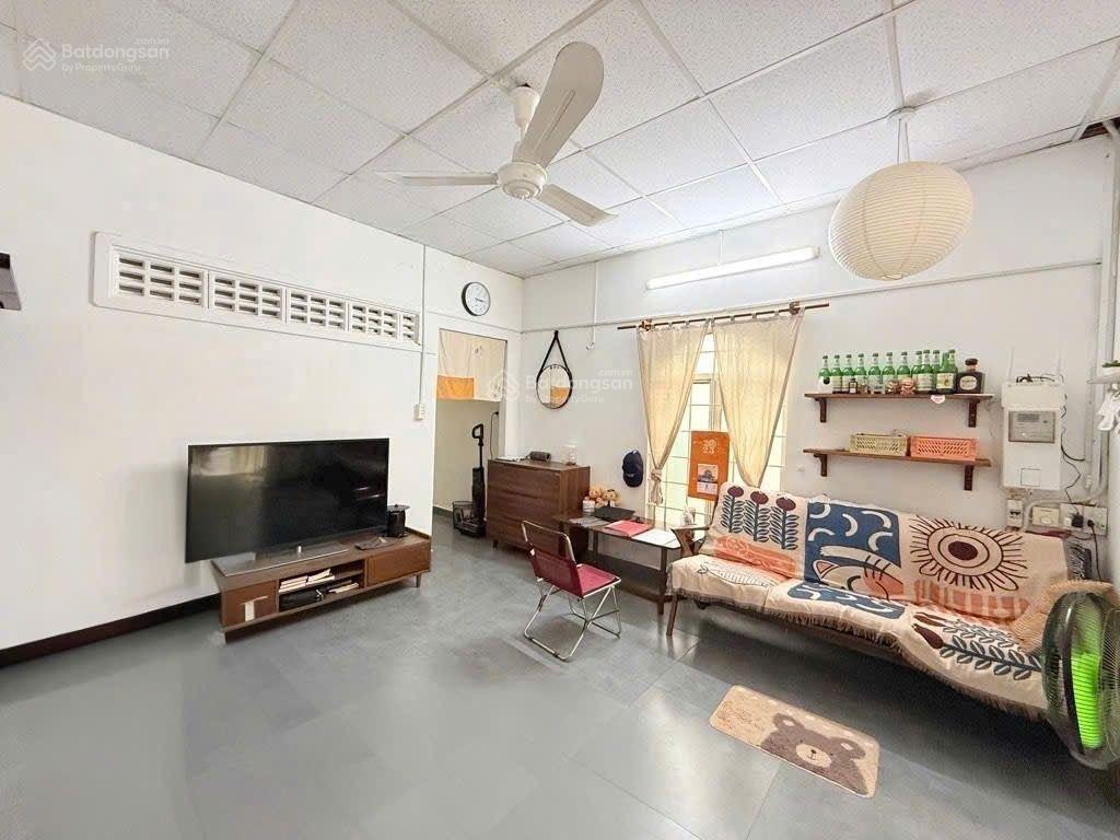 Nhà cấp 4 đường vườn lài phường an phú đông q12, dt 66m(4,5*15) hẻm ôtô 4,75tỷ