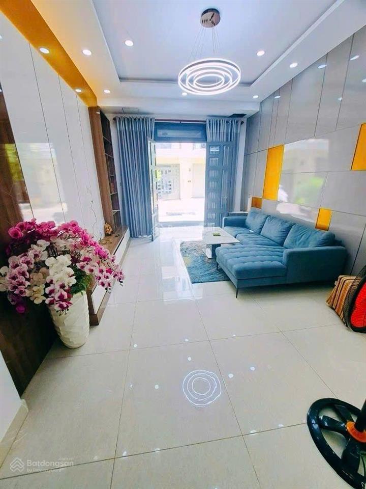 Nhà 5 tầng thang máy full nội thất đường thạnh lộc 44 phường thạnh lộc, quận 12, dt 60m2 hẻm 6m