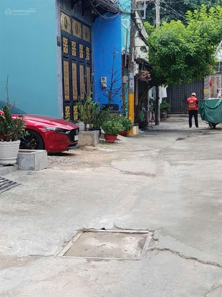 Nhà 4 tầng full nội thất đường quốc lộ 1a phường an phú đông q12, dt 68m (4,5x15) hẻm 5m