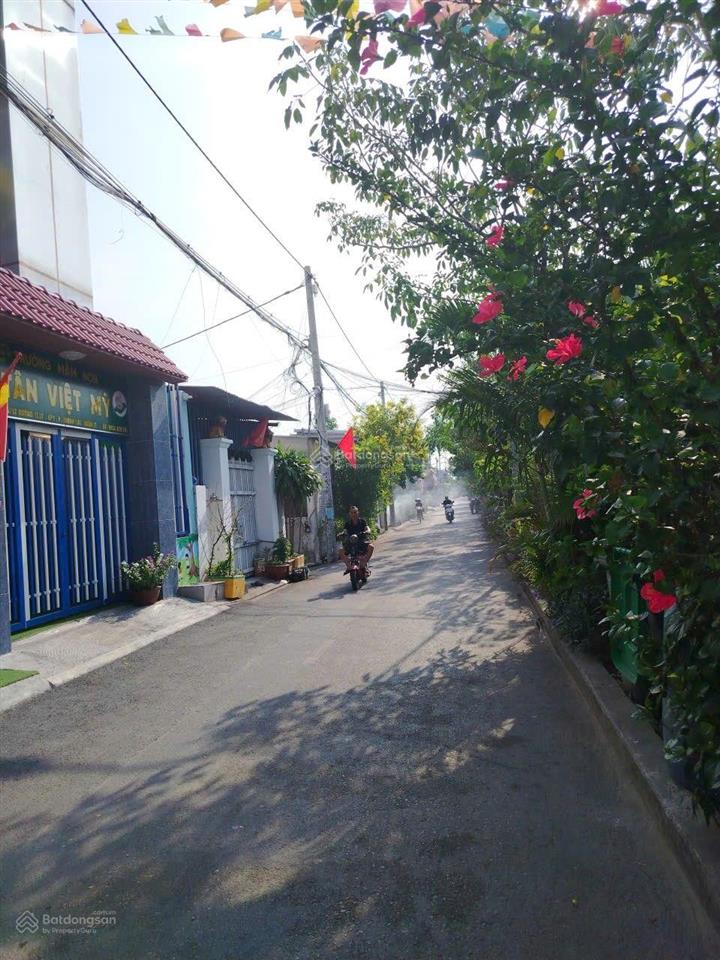 Đất thổ cư đường thạnh lộc 37 phường thạnh lộc q12, dt 340m2 (4*19 + 8*33) hẻm 5m, 8,4tỷ