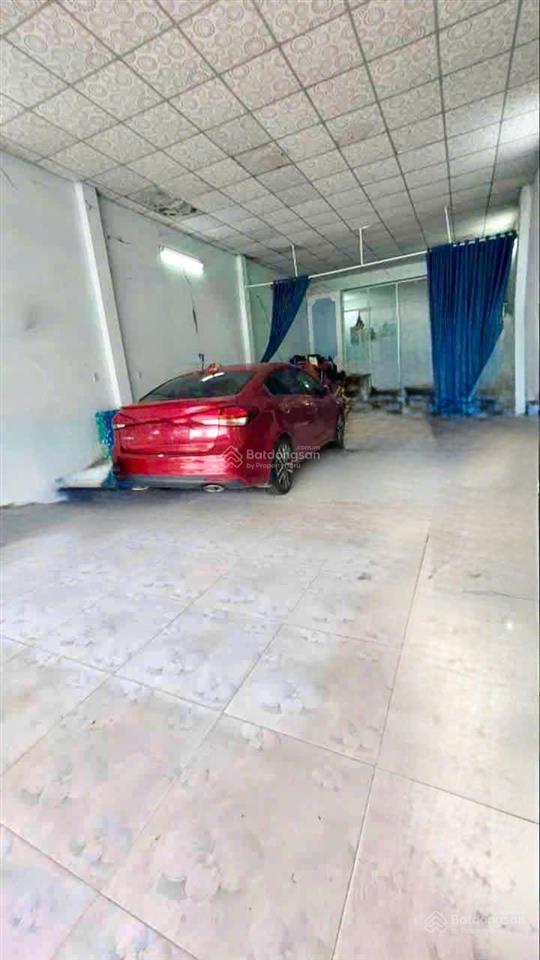 Nhà cấp 4 mặt tiền kinh doanh đường hà huy giáp phường thạnh lộc q12, dt 95m (6*28m) dòng tiền