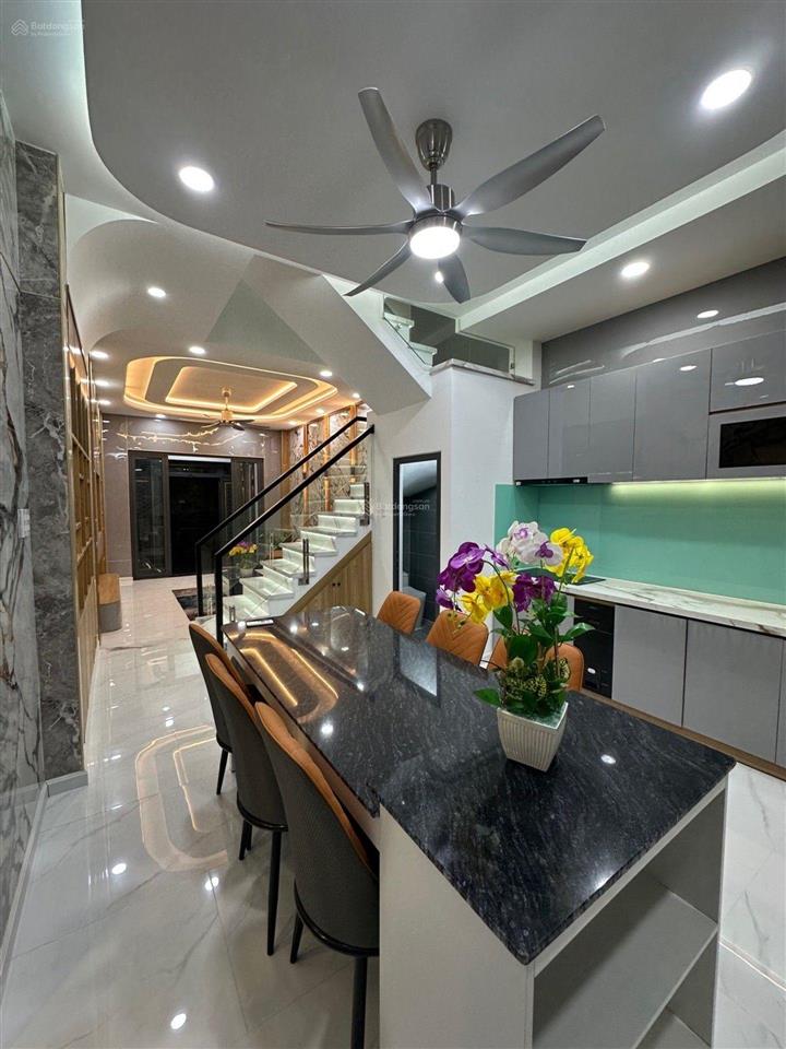 Nhà 3 tầng full nội thất đường thạnh xuân 33 phường thạnh xuân q12, dt 50m hẻm 6m 5,35 tỷ.
