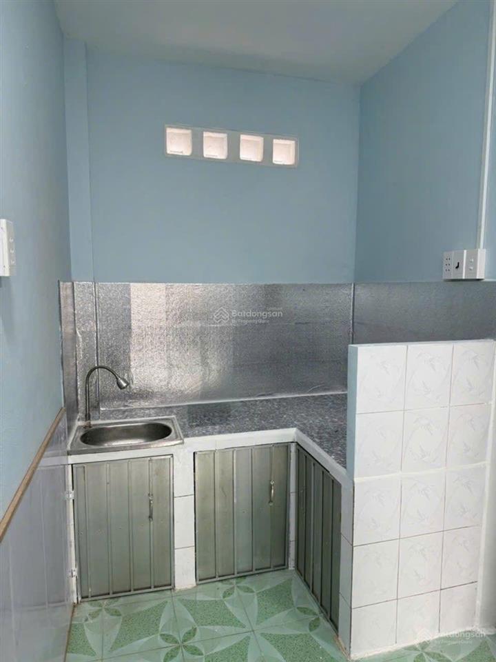Nhà 2 tầng đường thạnh lộc 16 phường thạnh lộc q12, dt 20m2, 2,3 tỷ