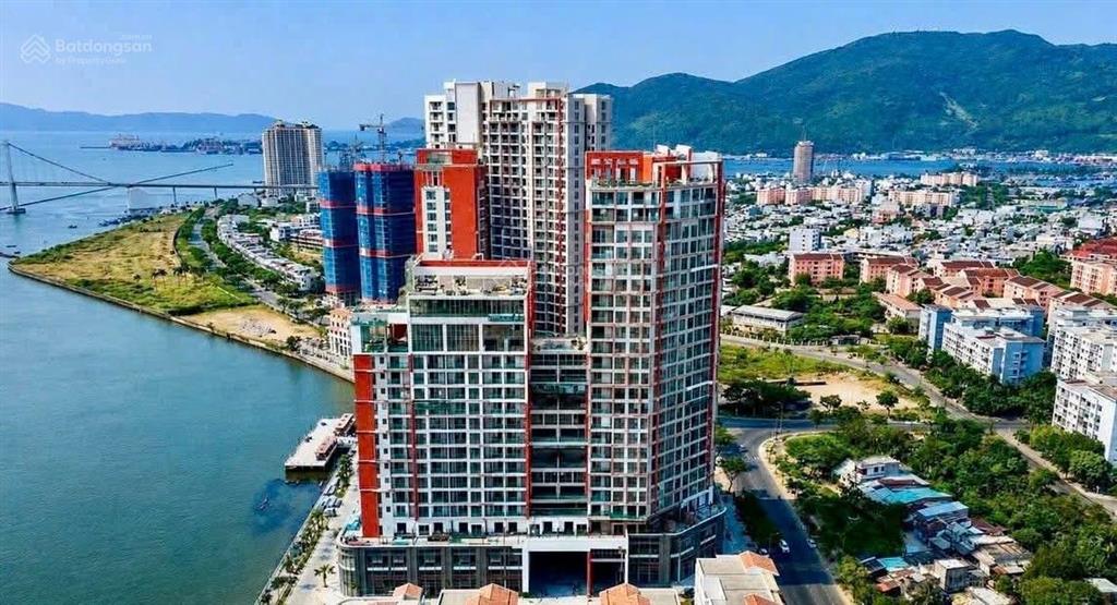 Mặt tiền trần hưng đạo  6m mặt tiền  5 tầng  khai thác dòng tiền cực mạnh