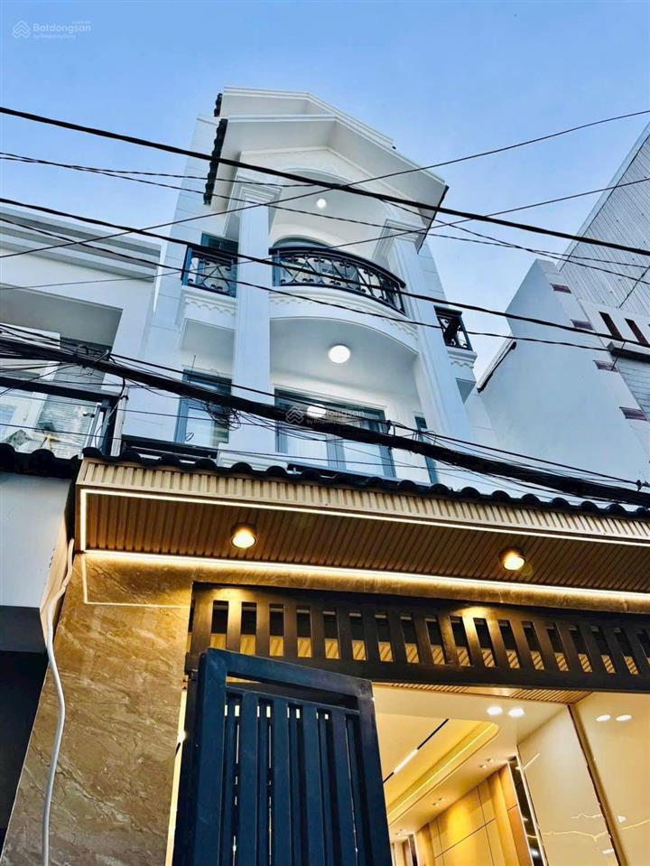 Bán 2,7 tỷ bao dang tên. nhà trung tâm phú nhuận. hẻm 6m huỳnh văn bánh xây 4 tầng, sổ riêng