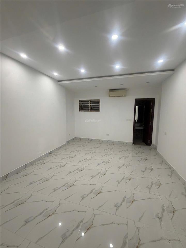 Bán nhà mặt phố ô chợ dừa đống đa 120m2, 5 tầng, 85 tỷ, kinh doanh vỉa hè 2 mặt phố! 0983 323 ***!