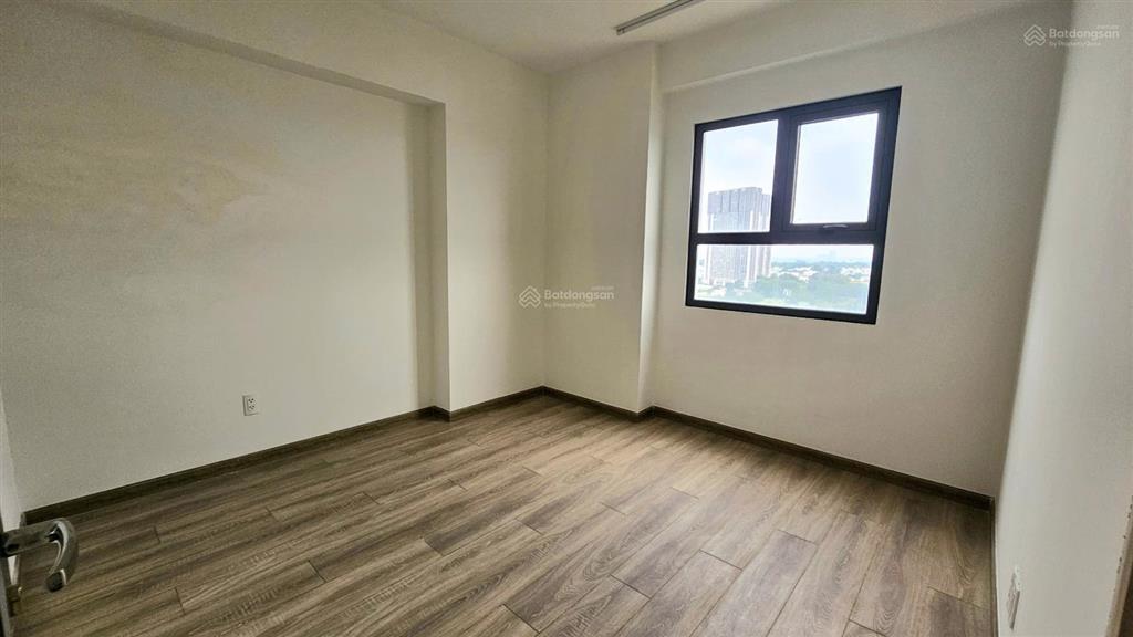 Cho thuê căn hộ 2pn. giá 7,5 tr/tháng, đầy đủ nội thất, có ban công thoáng mát, view đẹp
