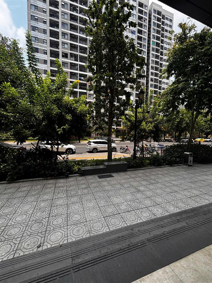 Cho thuê shophouse tại vinhomes grand park, 25 triệu, 50m2 giá tốt chính chủ