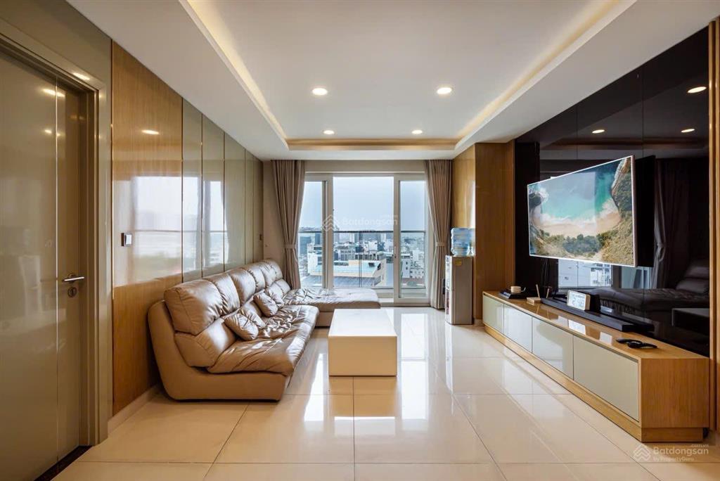 Bán căn hộ chung cư tại toà d, chung cư sky center, diện tích 139m2, view đẹp.
