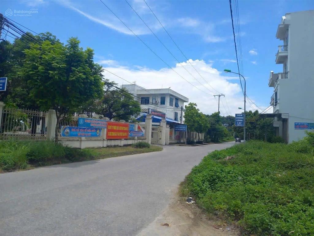 Chính chủ bán lô đất hòa lạccổ đôngcạnh đường 21a. full thổ cư. giá chỉ 2 tỷ 95.  0924 280 ***