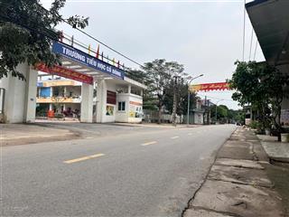 Mảnh đất ngay cạnh trường sỹ quan lục quân 1. diện tích 100m2. mt 6 mét,full thổ cư.giá đầu tư