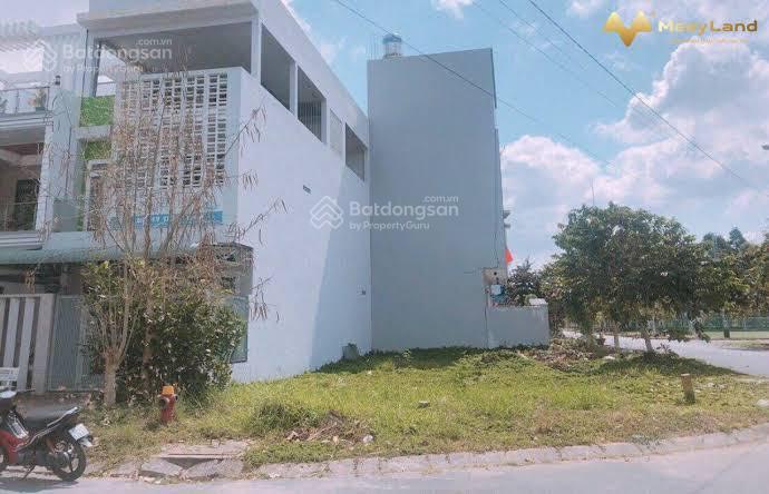 Bán nhanh mảnh đất lô góc 2 mặt thoáng.dt 95m2.ngay ql 21a.đại học fpt.khu cnc. giá 2 tỷ45