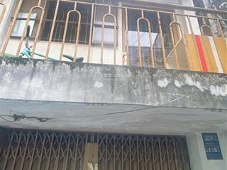 Bán nhà riêng 36m2 giá 4t gần trung tâm siêu thị trường học