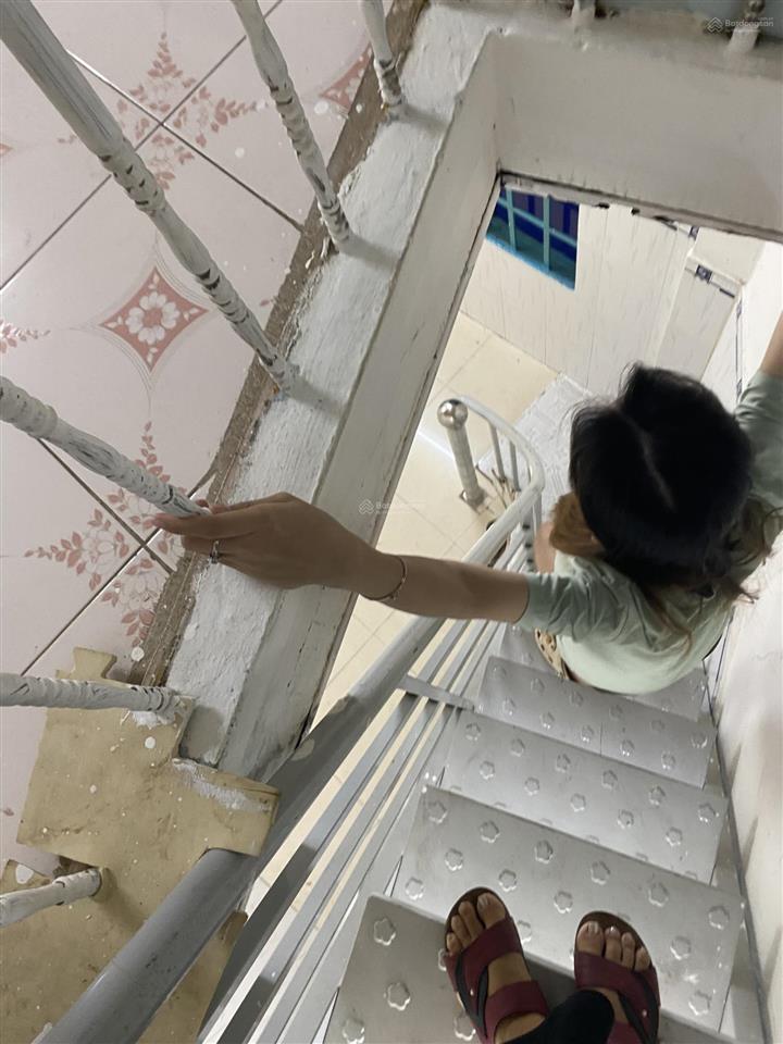 Nhà quận 6 nhà giá rẻ giấy tờ riêng