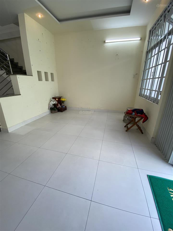 Bán nhà bà hom q6 5x12m 1trệt 1lầu btct giá 6tỷ2 thương lượng
