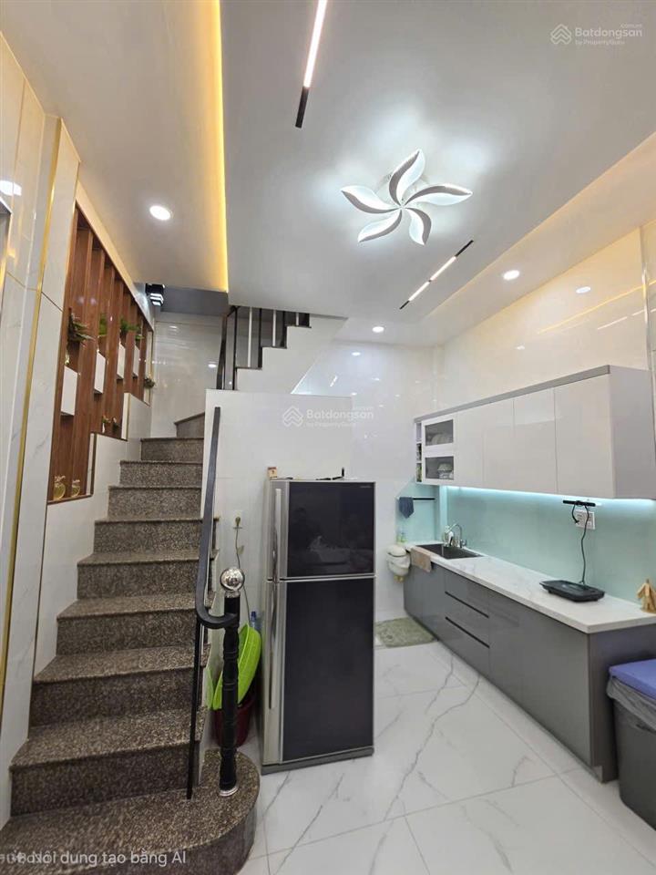 Bán nhà q6 1/ lý chiêu hoàn dt 5x7m đúc 1 lầu 2pn 2wc có ban công giá 4tỷ200tl  0933 792 *** khoa