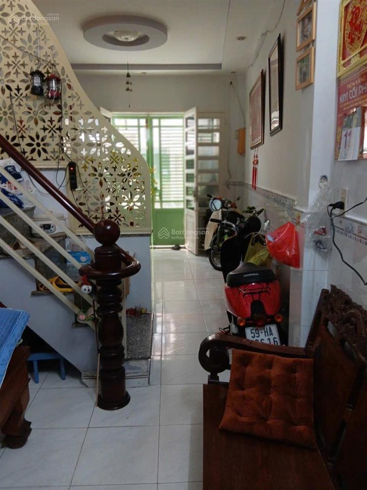 Nhà hẻm ba đình quận 8 dt 35m2 (3.3x11m) gần cầu chữ y  giá 3.8 tỷ tl 0933 792 *** khoa