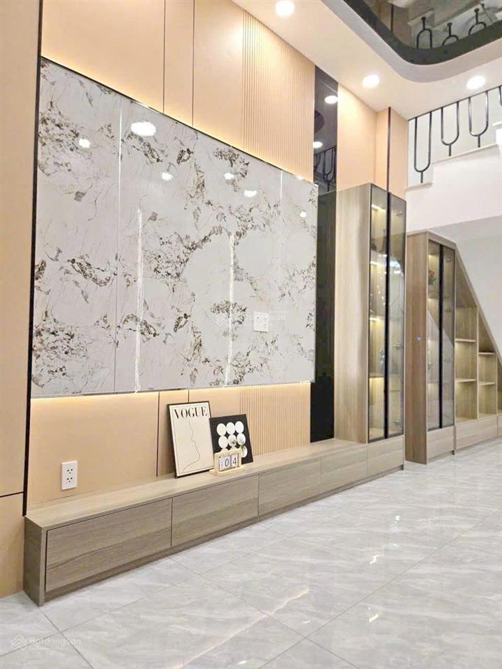 Nhà mới xây, 4 tầng, hẻm 4m, nở hậu đường âu dương lân p3q8