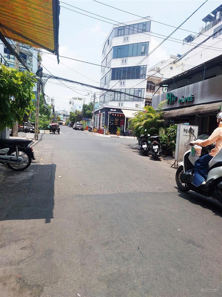 Nhà góc 2 mặt tiền  vị trí kinh doanh, 5 tầng (6.6x17m), phường 4 quận 8