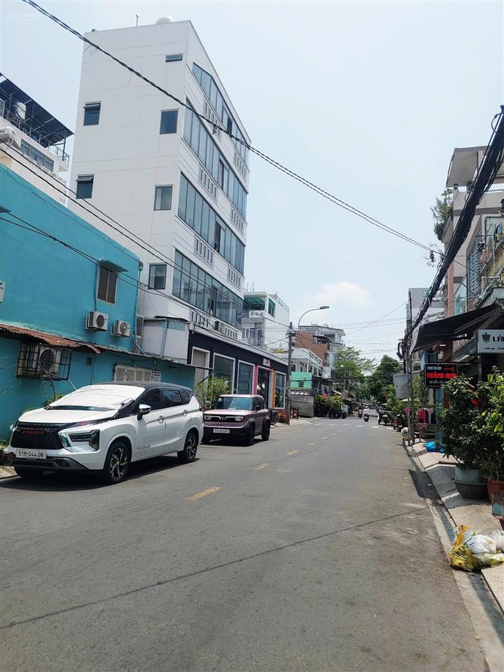 Nhà góc 2 mặt tiền  vị trí kinh doanh, 5 tầng (6.6x17m), phường 4 quận 8