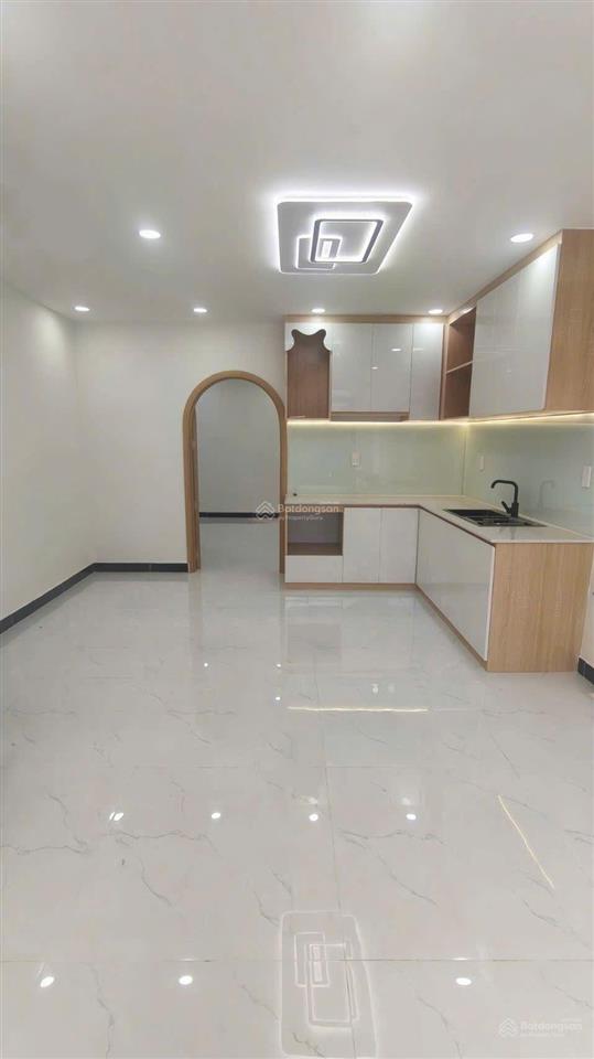 Him lam tương lai ra mặt tiền đường số 16m q7
