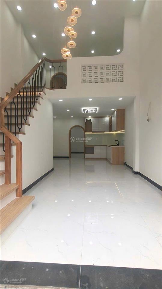 Him lam tương lai ra mặt tiền đường số 16m q7