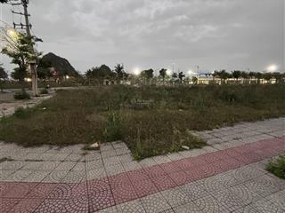 Lô góc chưa qua đầu tư kđt nam hoà xuân  đối diện công viên, sân vận động  gần sông mát mẻ