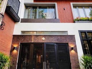 Giảm mạnhnhà 4 tầng kha vạn cân thủ đức (đoạn đẹp) xe hơi ngay cửapháp lý chuẩn