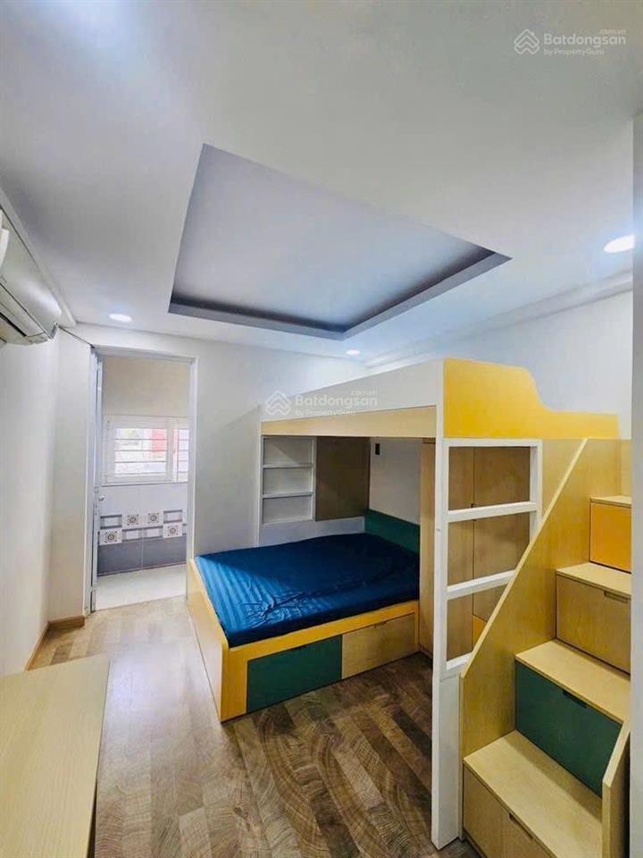 Nhà nguyễn văn khối trệt 2 lầu có sân để xe rộng rãi