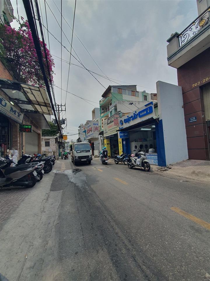 Giá tốt! bán nhà mặt tiền hồng lạc 3,7m x 32m giá 15,5 tỷ thương lượng