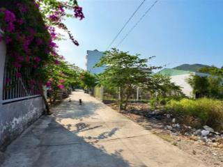 Bán đất phước đồng gần diamond bay, phường nam nha trang. cách đường bình hoà chỉ 30m.