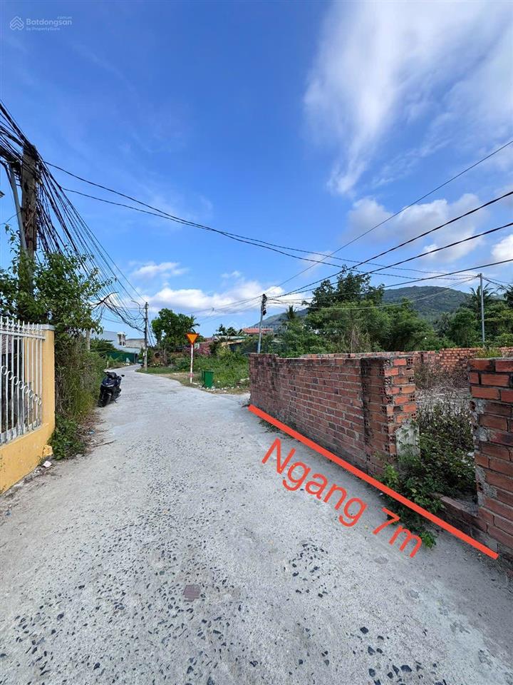 Bán lô góc 2 mặt tiền đẹp phước hạ  phước đồng  phường nam nha trang. dt 109m2 full đất ở.