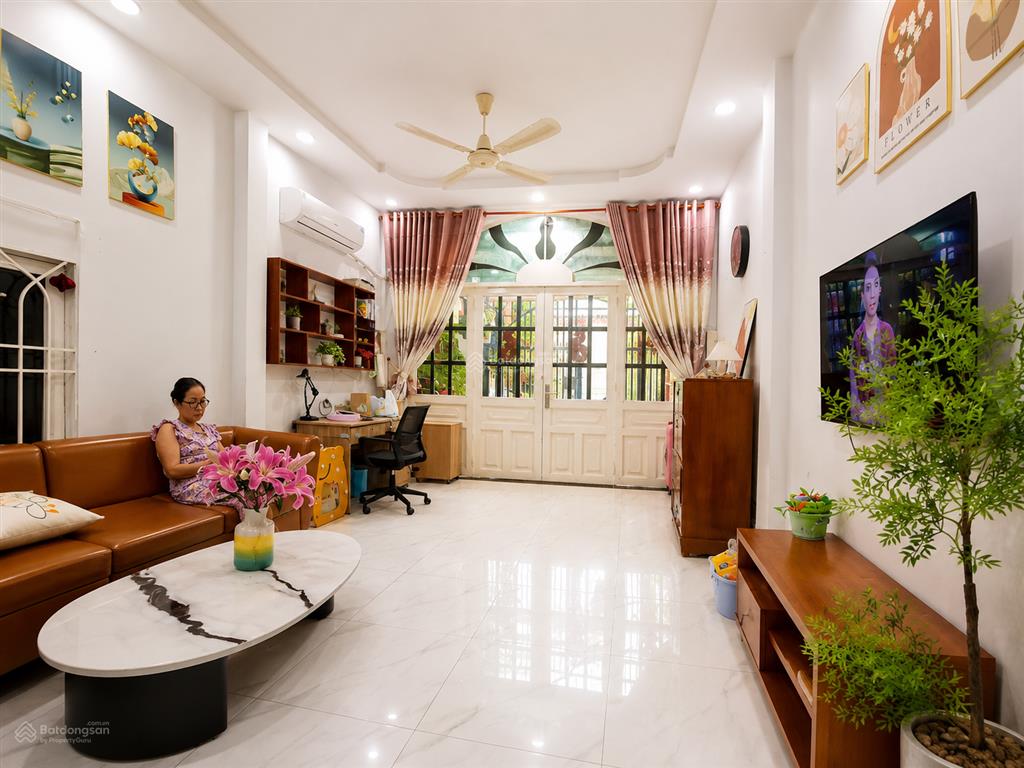 Bán nr ngộp bank, 2pn 2wc tại đ.số 9, tăng nhơn phú, 5,49 tỷ, 74m2, view đẹp
