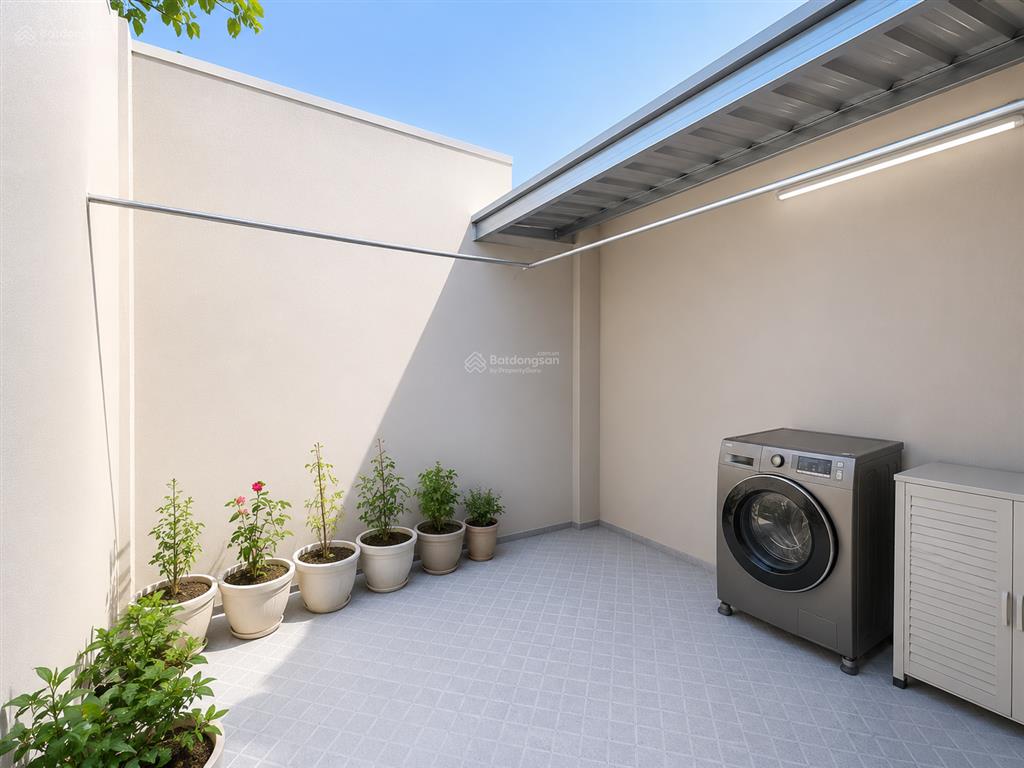 Gấp! bán đất tặng nhà c4 cũ, 130m2, ngay chợ gò công, ubnd long bình, chỉ 4.8 tỷ