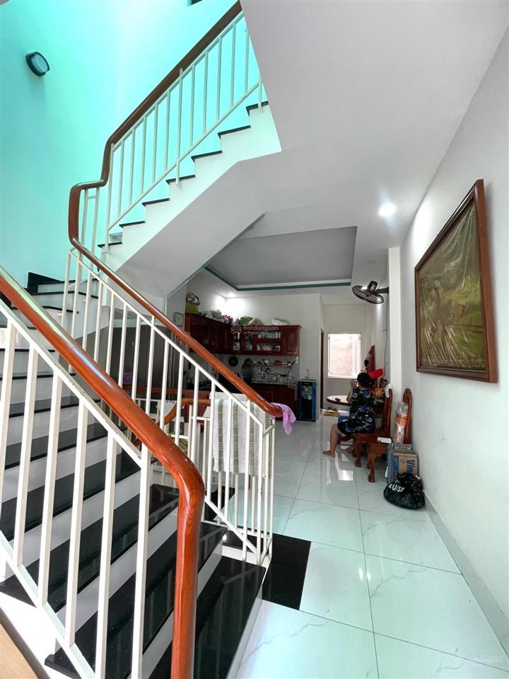 Bán nr 4,7 tỷ, 80m2, 7pn + 6wc tại nguyễn văn quá, đông hưng thuận, q12, tp.hcm