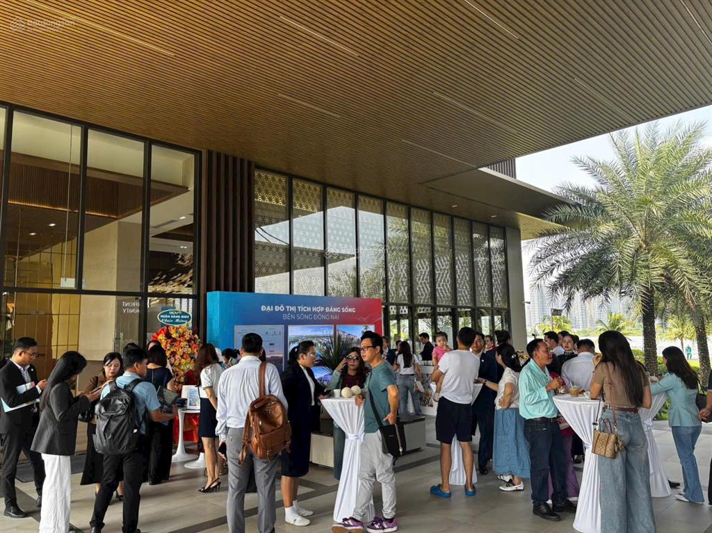 Izumicity em đang có rổ hàng mới độc quyền phân khu canria ký gửi sản phẩm sang nhượng giá tốt!