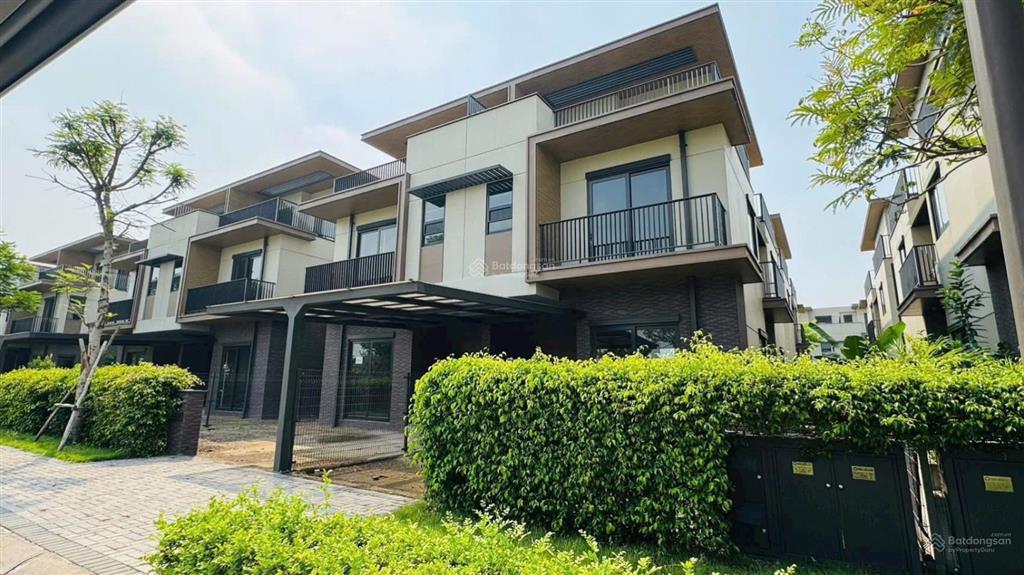 Izumicity em đang có rổ hàng mới độc quyền phân khu canria ký gửi sản phẩm sang nhượng giá tốt!