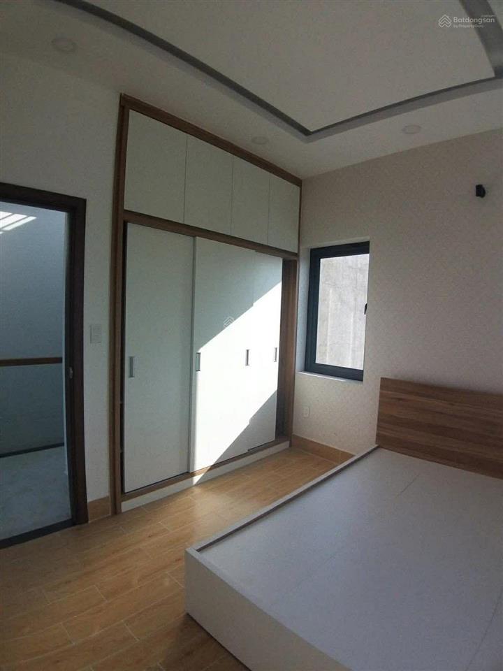 Bán nhà 71m2  3 tầng 8 phòng ngủ vừa ở vừa cho thuê thạnh lộc 29  chỉ 5.63 đồng